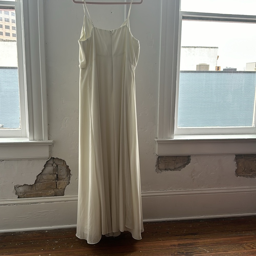 NWT Lulu's Cream Maxi Dress with V-Neck and Spaghetti Straps - Picture 2 of 5